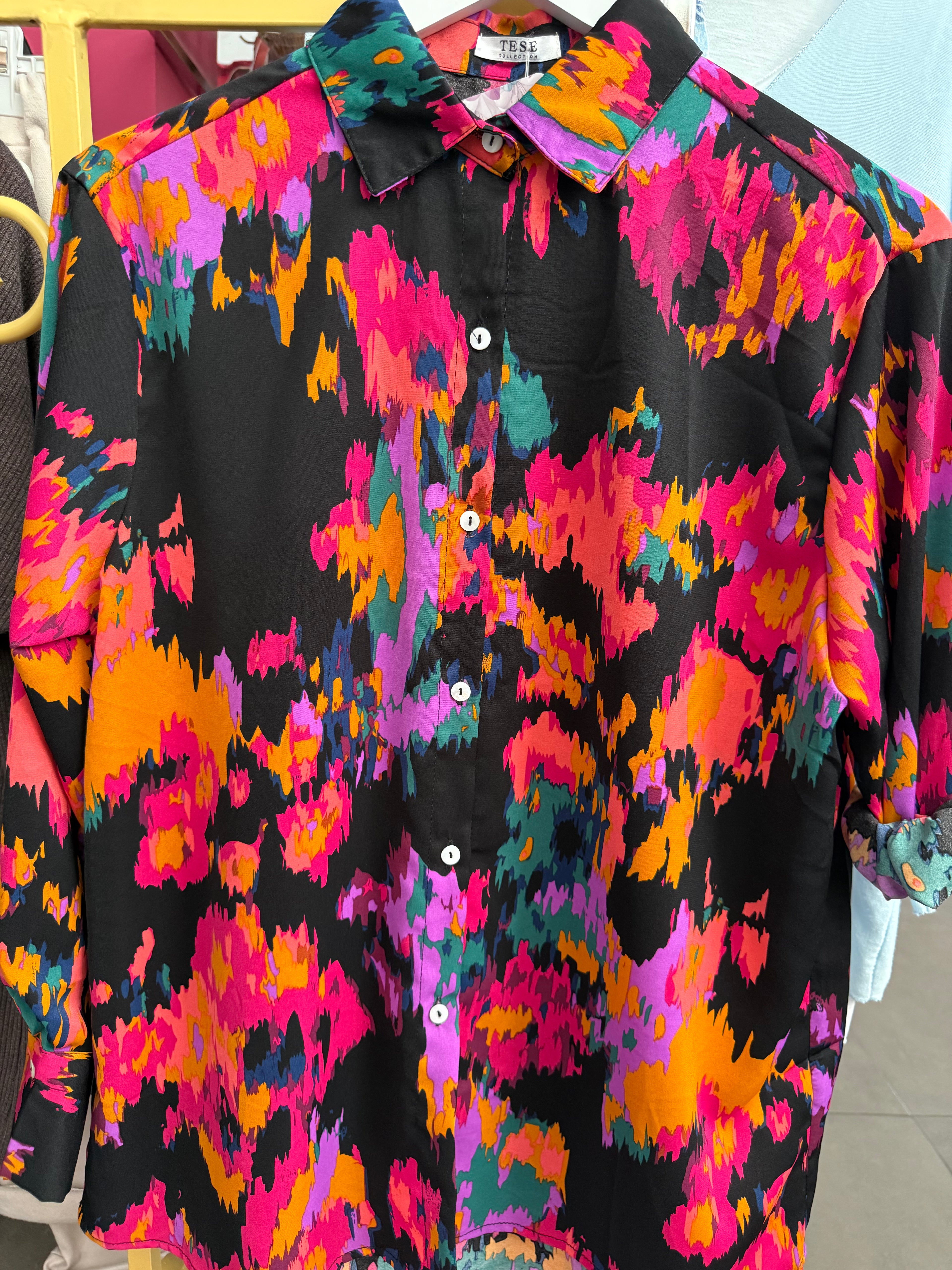 Camisa arcoíris
